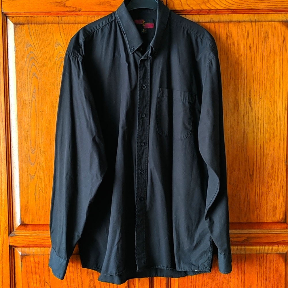 Men's Dress Shirt - L